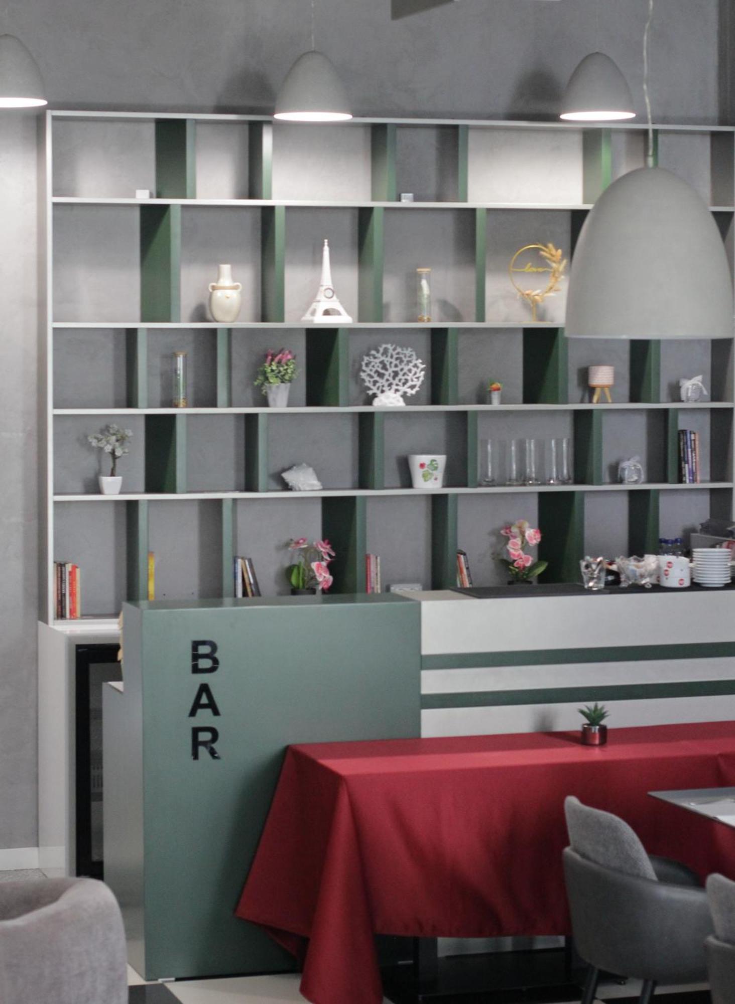 גולם Compas Boutique Hotel מראה חיצוני תמונה