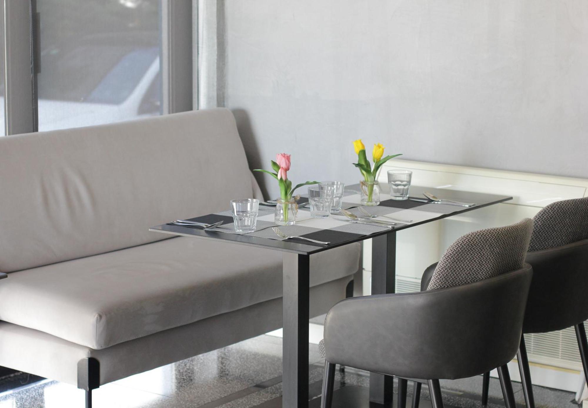 גולם Compas Boutique Hotel מראה חיצוני תמונה